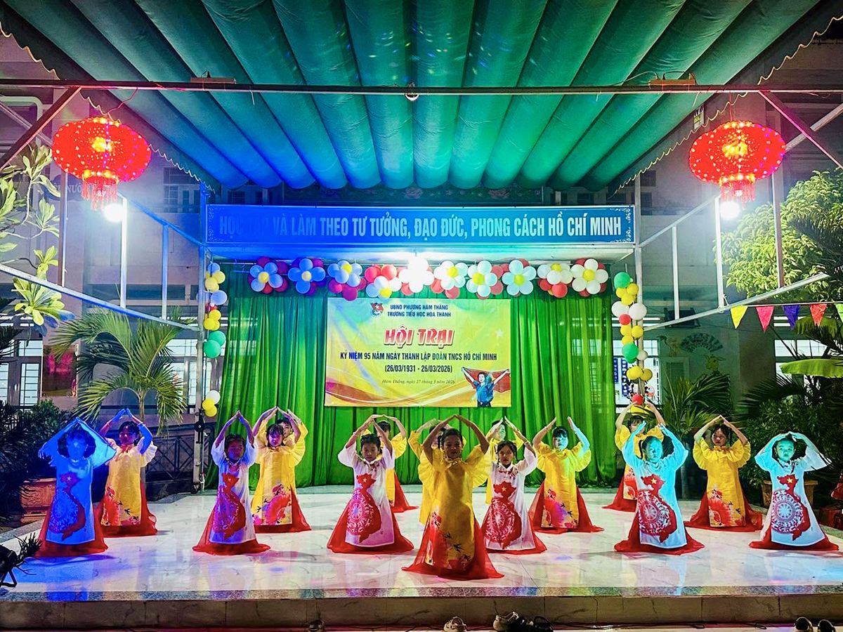 Trường Tiểu học Phú Long tổ chức Hội Trại 26/3